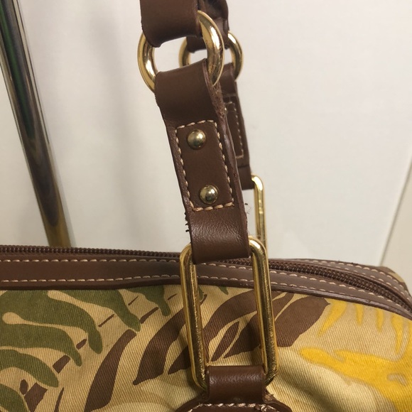 ETIENNE AIGNER brown canvas multi colored shoulder bag. Gold hardware. - Picture 4 of 16